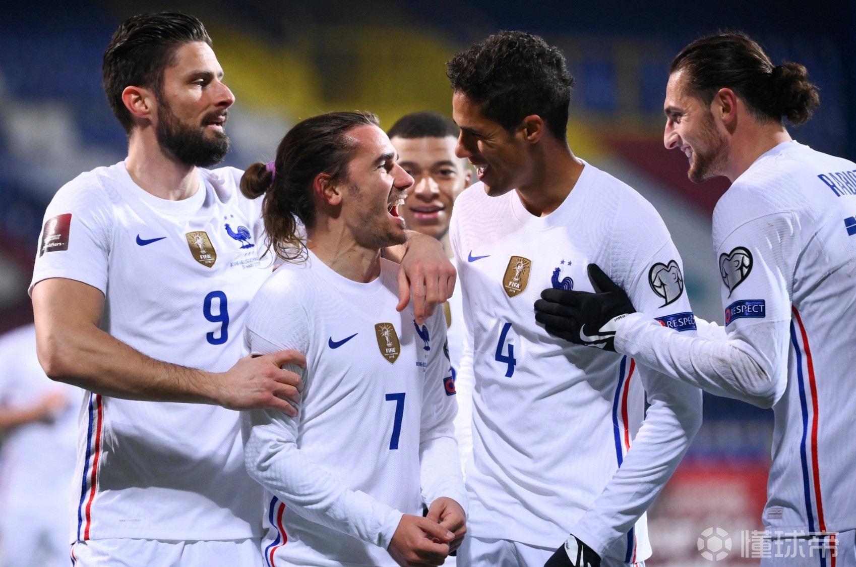 法国队轻取日本队，奥恰洛夫惊艳四座