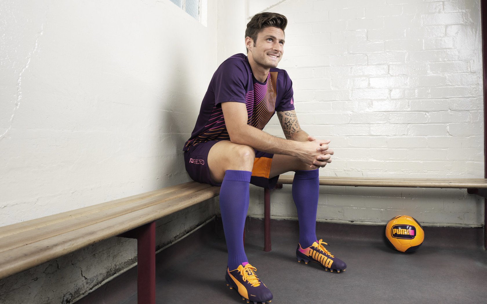 小贾伦·杰克逊，当防守艺术在季后赛之夜绽放